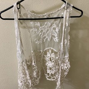 Love J lace vest L/XL Cream Used